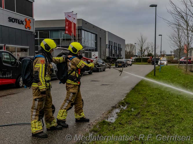 Mediaterplaatse middelbrand noordbaan moordrecht 28012025 Image00005