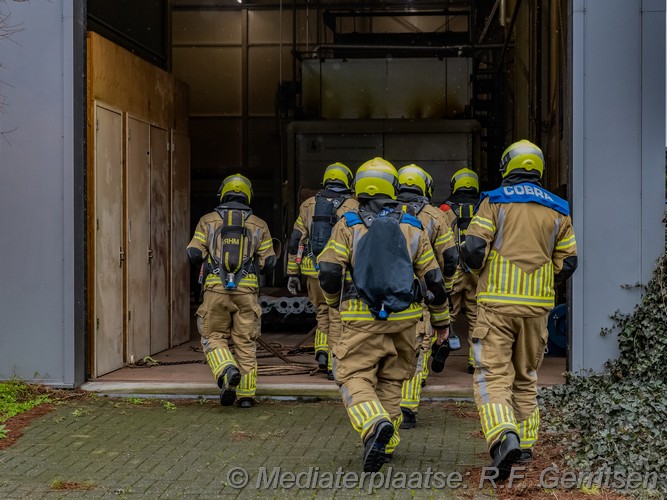 Mediaterplaatse middelbrand noordbaan moordrecht 28012025 Image00008