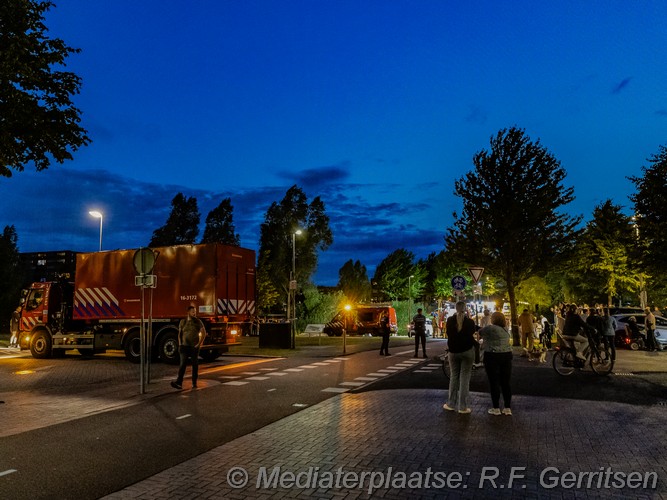 Mediaterplaatse voertuig te water zoetermeer florence nightingalelaan 03062025 03062025 Voertuig te water Florence Nightingalelaan Zoetermeer 00001