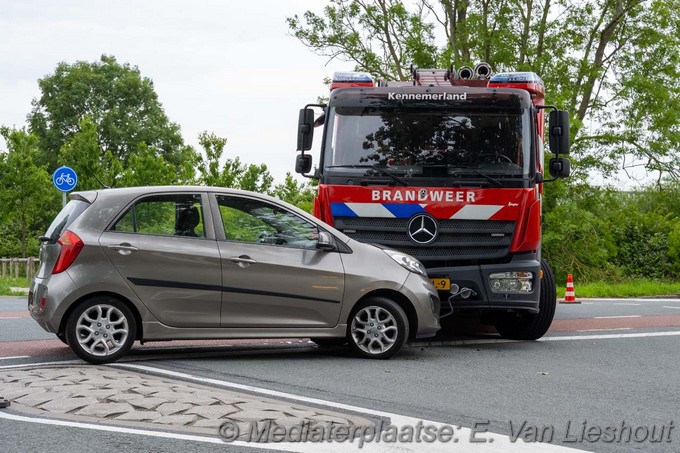 Mediaterplaatse ongeval auto brandweer wagen rijsenhout 14062025 14062025 ongeval auto brandweerwagen rijsenhout 00008