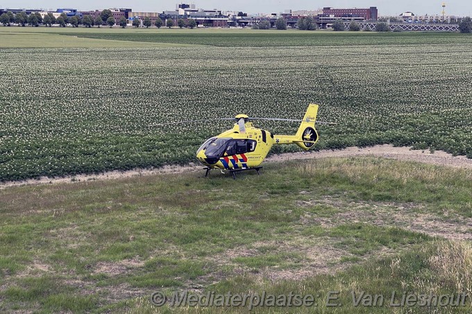 Mediaterplaatse ongeval voetganger lijnbus hoofdddorp 17062025 17062025 ongeval voetganger lijnbus hoofddorp 00004