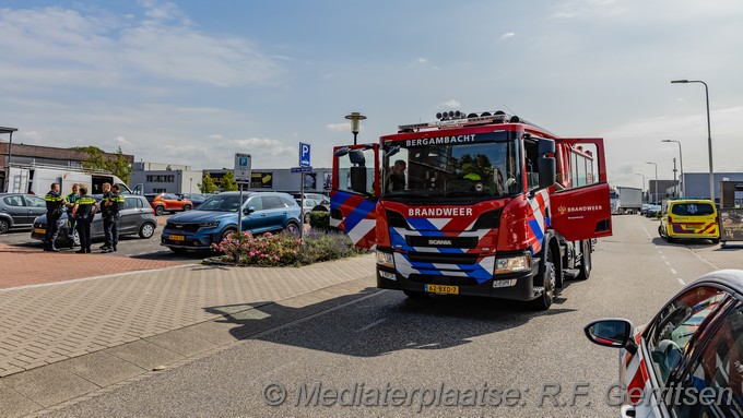 Mediaterplaatse brand in bestelbus hof ter bergen gouda 19062025 19062025 brand in bestelbus hof ter bergen 00010