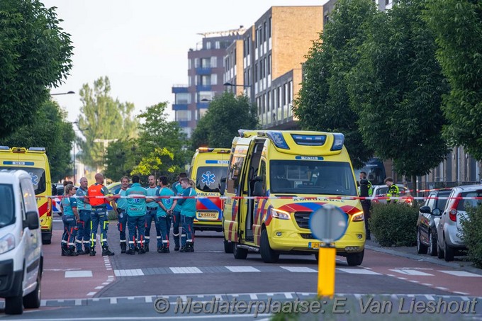 Mediaterplaatse steek partij Fanny Blankers keonlaan Hdp 21052025 21052025 twee doden bij steekpartij in hoofddorp 00014