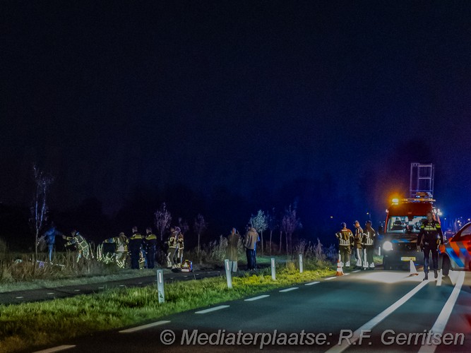 Mediaterplaatsen auto te water reeuwijkse randweg reeuwijk 06112025 Image00001