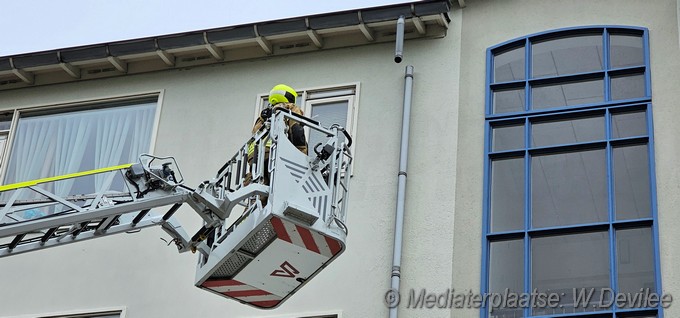 Mediaterplaatsen brandweer verwijderd regen afvoer ldn 29112025 Image00003