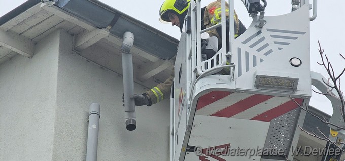 Mediaterplaatsen brandweer verwijderd regen afvoer ldn 29112025 Image00004