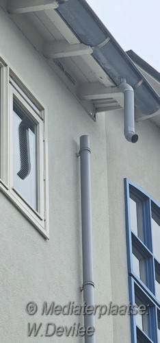 Mediaterplaatsen brandweer verwijderd regen afvoer ldn 29112025 Image00007