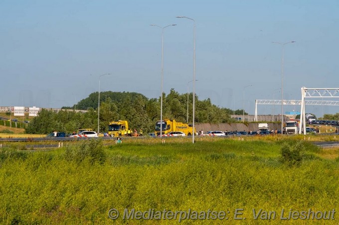 Mediaterplaatse scooter brand provincialeweg haastrecht 21062025 01072025 Zwaar ongeval met 2 doden a9 00014