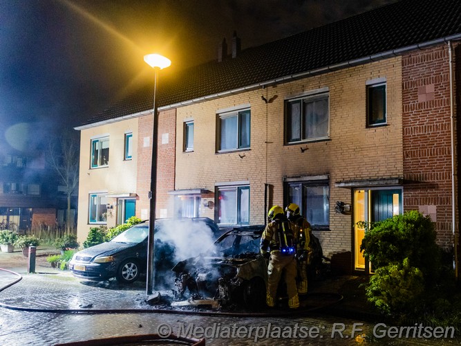 Mediaterplaatse auto brand voor woning zevenhuizen 04042026 Image00001