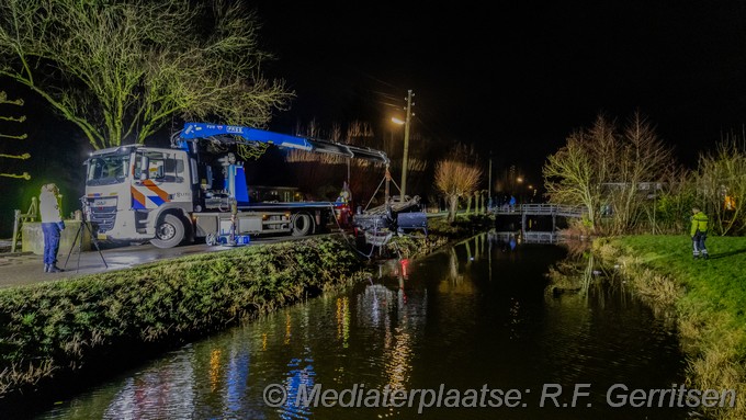 Mediaterplaatse auto te water hoogeind driebruggen 11022026 Image00022