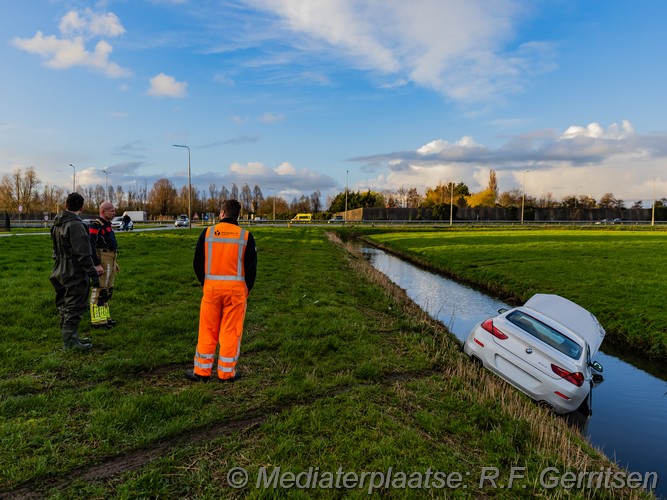 Mediaterplaatse auto te water toerit n11 hazerswoude 14032026 Image00003