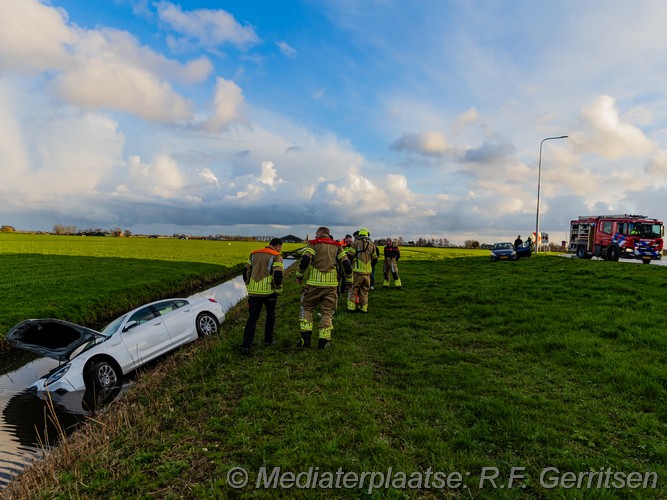 Mediaterplaatse auto te water toerit n11 hazerswoude 14032026 Image00004