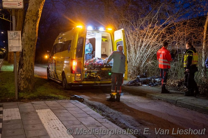Mediaterplaatse zwaar ongeval auto scooter hoofddorp 16012026 Image00007