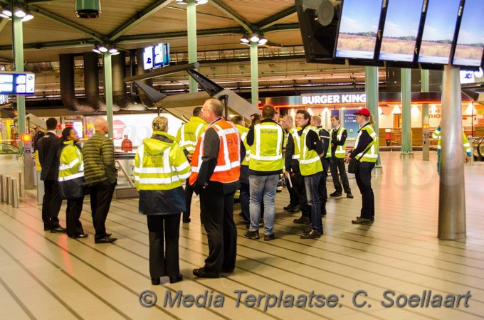 MediaTerplaatse Treinbrand station schiphol 01022018 Image00005