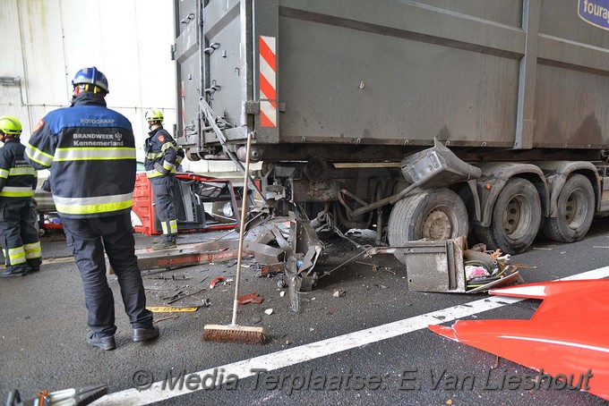 MediaTerplaatse zwaar ongeval a4 aquaduct ringvaart 02022018 Image00012