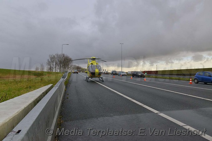 MediaTerplaatse zwaar ongeval a4 aquaduct ringvaart 02022018 Image00020