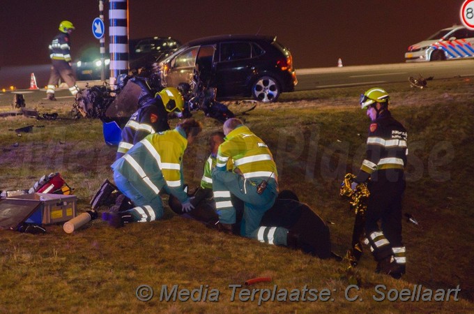 MediaTerplaatse Zwaar ongeval motor auto badhoevedorp 09012016 Image00002