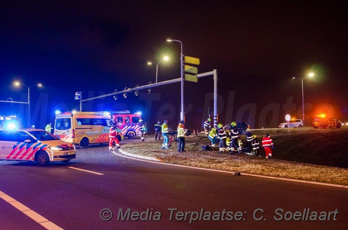 MediaTerplaatse Zwaar ongeval motor auto badhoevedorp 09012016 Image00006