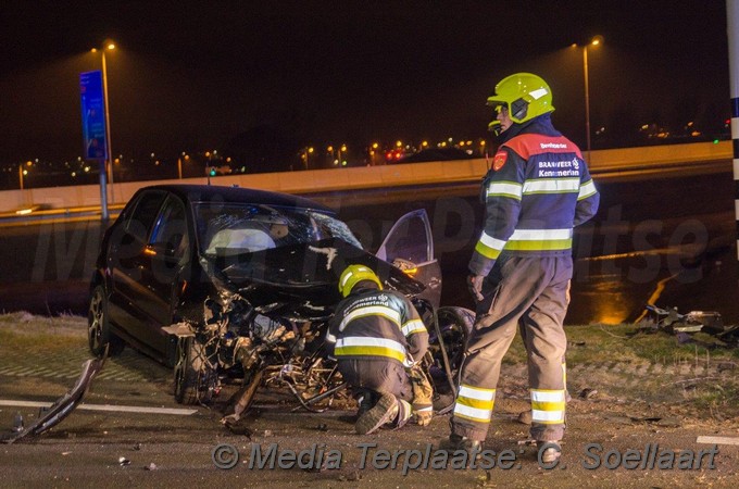 MediaTerplaatse Zwaar ongeval motor auto badhoevedorp 09012016 Image00009