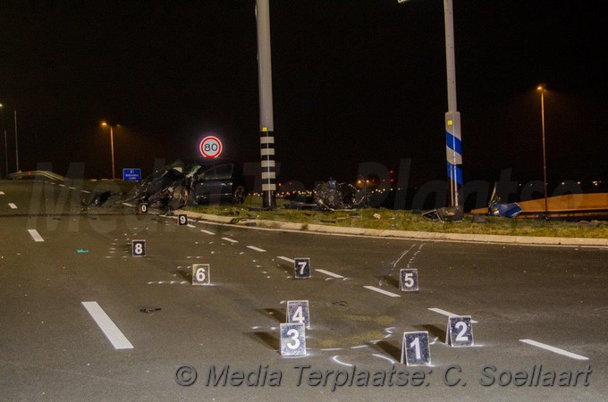 MediaTerplaatse Zwaar ongeval motor auto badhoevedorp 09012016 Image00016