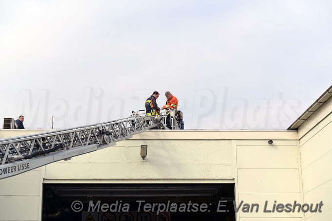 Mediaterplaatse rook in bedrijfspand nieuw vennep 22022019 Image00005