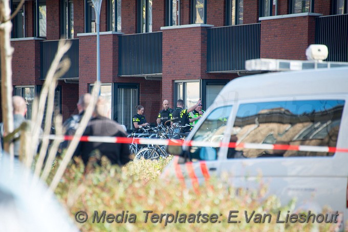 Mediaterplaatse man in been geschoten badhoevendorp 26022019 Image00008