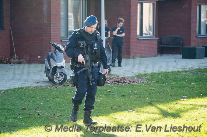 Mediaterplaatse man in been geschoten badhoevendorp 26022019 Image00017