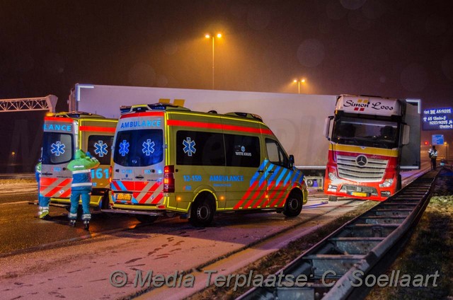 Mediaterplaats.nl ongeval gladheid a4 links rav 07012017 Image00002