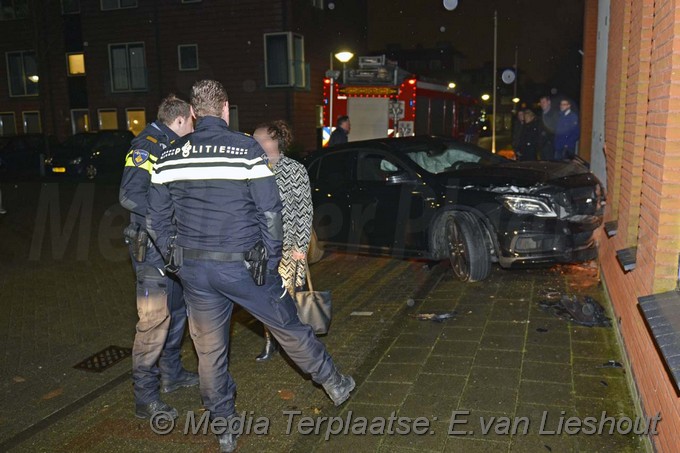 Mediaterplaats.nl Ongeval te Nieuw Vennep burchpoort 09012017 Image00003