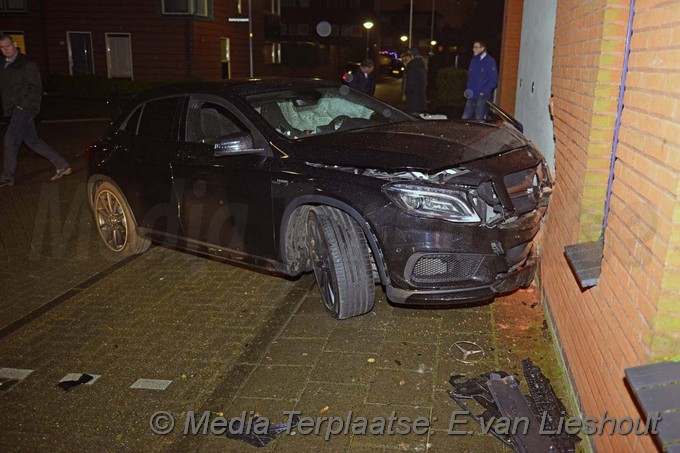 Mediaterplaats.nl Ongeval te Nieuw Vennep burchpoort 09012017 Image00004