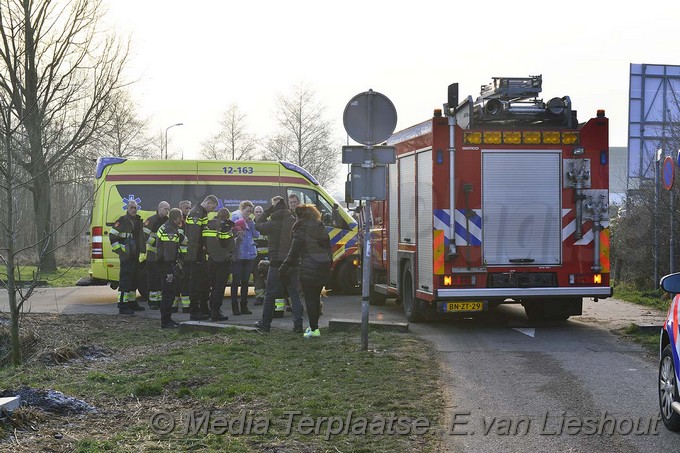 Mediaterplaatse vrouw red hond van ijs qruquius 22012017 Image00006