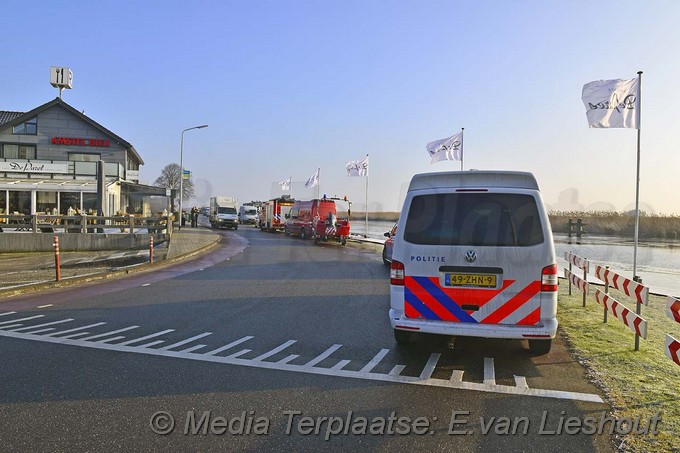 Mediaterplaatse pleziervaartuig gezonken ringvaart leimuiderbrug 26012017 Image00014