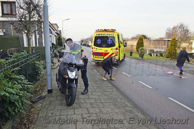 Mediaterplaatse ongeval Niewermeerdijk badhoevendorp scooter 28012017 Image00003