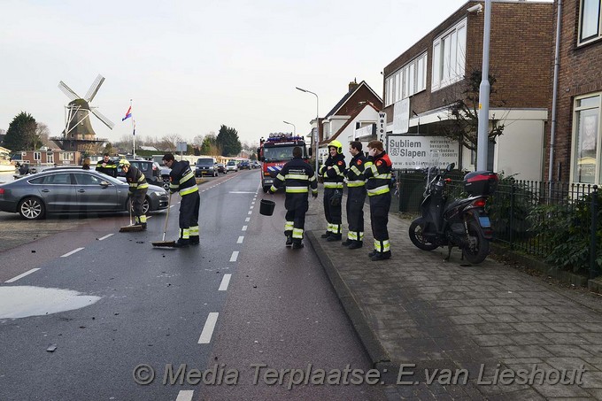 Mediaterplaatse ongeval Niewermeerdijk badhoevendorp scooter 28012017 Image00007