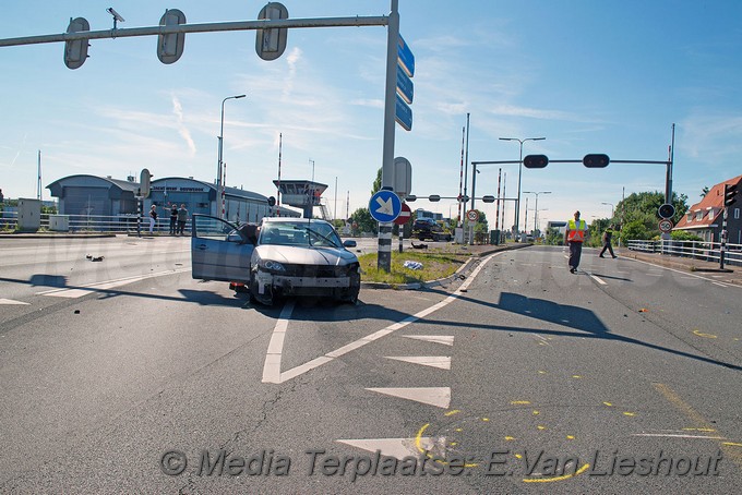 MediaTerplaatse ongeval aalsmeerderbrug aalsmeer 09072017 Image00006