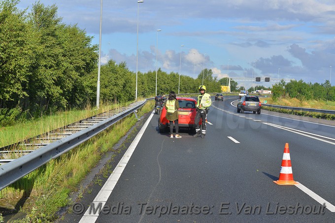 MediaTerplaatse ongeval A5 vangrail uit de bocht 24072017 Image00004
