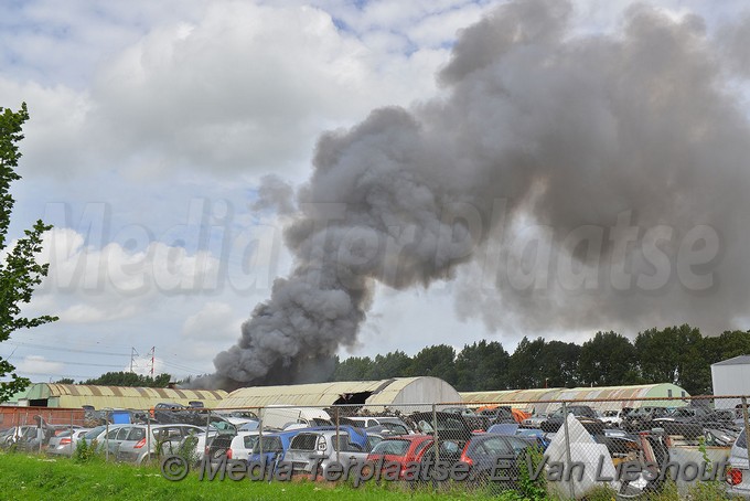 MediaTerplaatse grote brand vijfhuizen 27072017 Image00001