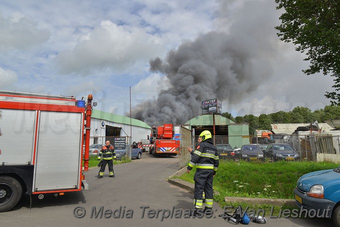 MediaTerplaatse grote brand vijfhuizen 27072017 Image00004