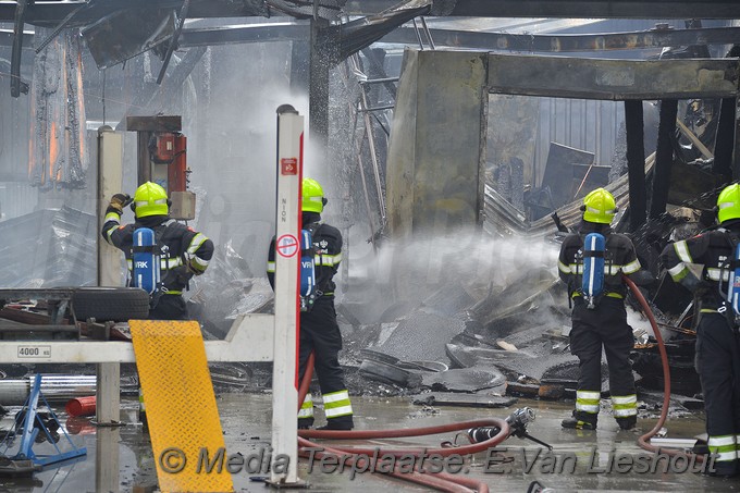 MediaTerplaatse grote brand vijfhuizen 27072017 Image00024