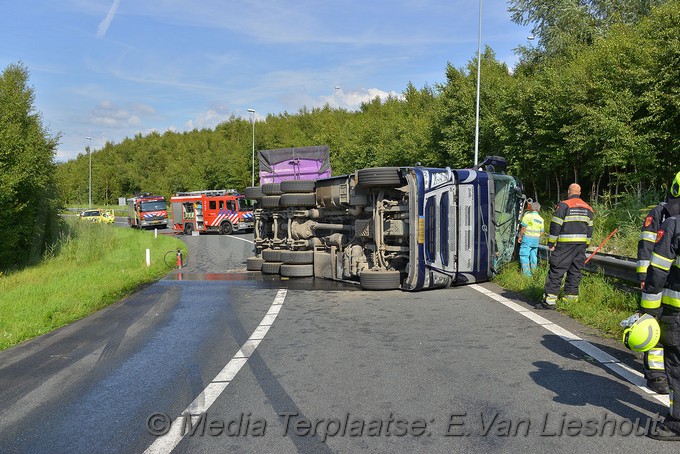 MediaTerplaatse vrachtwagen om a5 a9 lijnden 31072017 Image00004