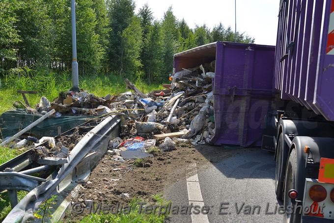 MediaTerplaatse vrachtwagen om a5 a9 lijnden 31072017 Image00009