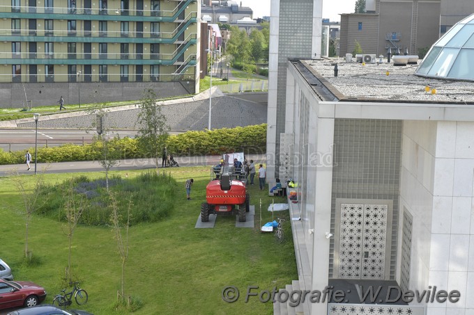 Mediaterplaatse moskee ldn noord heeft klokken 03062019 Image00004