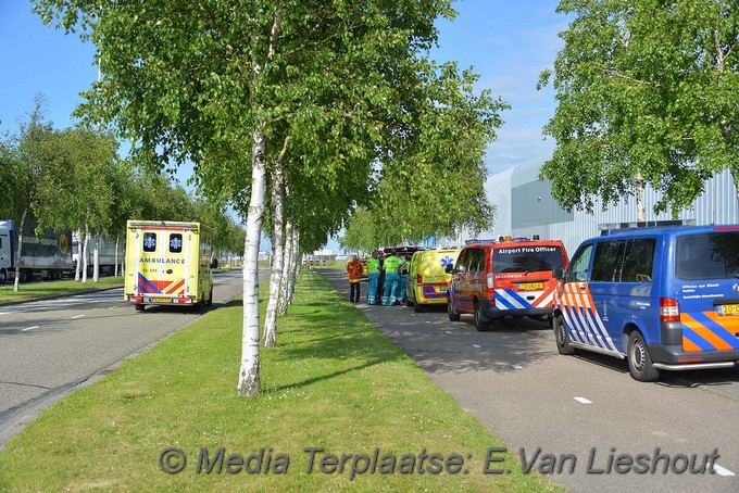 Mediaterplaatse schiphol rijk verdacht pakje 03062019 Image00012