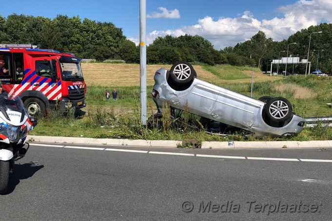Mediaterplaatse auto op kop hdp 1062019 Image00002