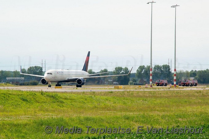 Mediaterplaatse voor zorg landing delta schiphol 1962019 Image00004
