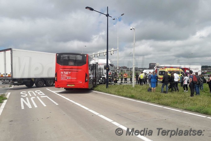 Mediaterplaatse ongeval lijnbus vrachtwagen n201 2062019 Image00006