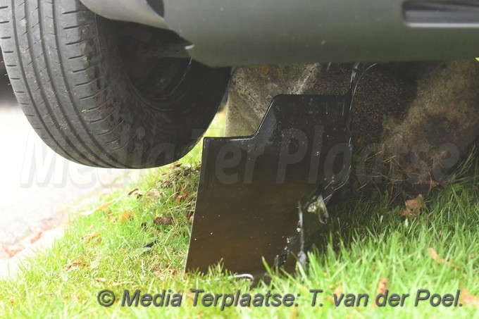 Mediaterplaatse ongeval auto op varkensrug stationsplein ldn 10012019 Image00001