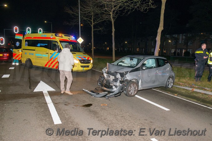 Mediaterplaatse ongeval Goedhartlaan hoofddorp gewonde bij ongeval 13012019 Image00001