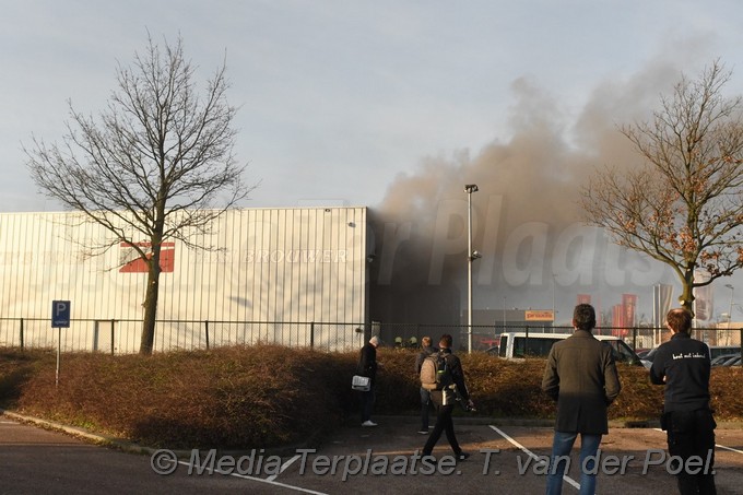 Mediaterplaatse brand taxi bus brouwer noordwijk 21012019 Image00003