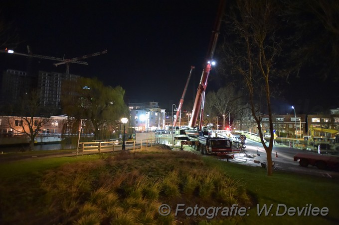 Mediaterplaatse brug liggers plaatsen valkbrug leiden 13032019 Image00001